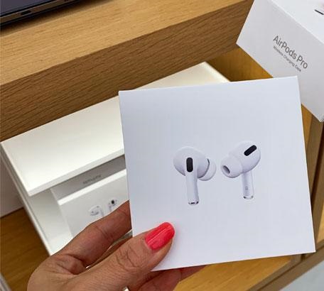 airpods  (1)
